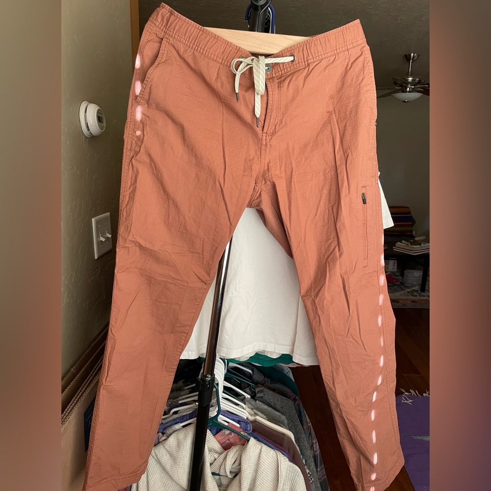 Vuori Women’s Ripstop Pants Size Large Light Terracotta